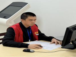 【新2官方网站头条|员工风范】以专业铸匠心 以继续践使命——杨天